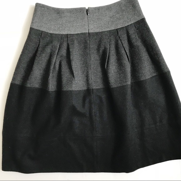Vince Color Block Pleated Gray Black Wool Skirt with Pockets Size 4 - Picture 2 of 8